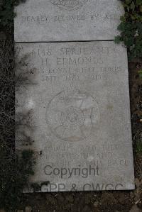 Wimereux Communal Cemetery - Edmonds, Harry