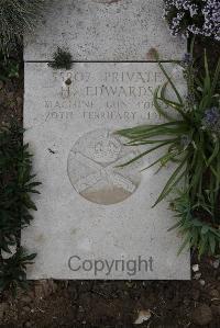 Wimereux Communal Cemetery - Edwards, Harry Hal