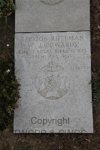 Wimereux Communal Cemetery - Edwards, W J
