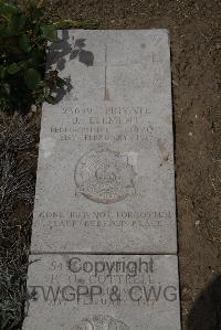Wimereux Communal Cemetery - Element, Joe