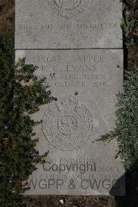 Wimereux Communal Cemetery - Evans, Percival Charles
