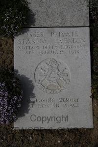 Wimereux Communal Cemetery - Evenden, Stanley
