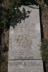 Wimereux Communal Cemetery - Fenton, Edgar