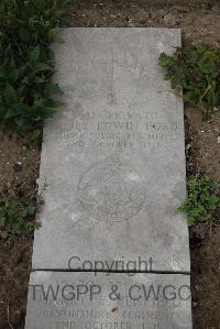 Wimereux Communal Cemetery - Ford, Henry Edwin