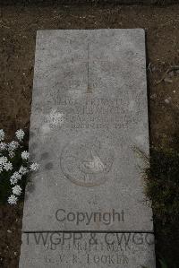 Wimereux Communal Cemetery - Francis, Alfred Arthur