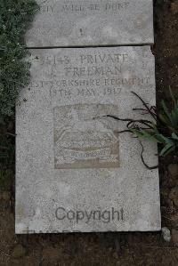 Wimereux Communal Cemetery - Freeman, J