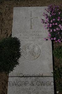 Wimereux Communal Cemetery - Gagen, Ernest Albert