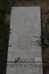 Wimereux Communal Cemetery - Gayton, Harry
