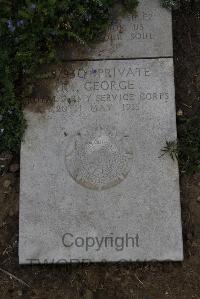 Wimereux Communal Cemetery - George, R