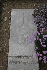 Wimereux Communal Cemetery - Groves, James Henry