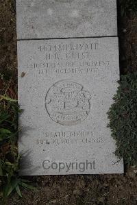 Wimereux Communal Cemetery - Guest, Henry Richard