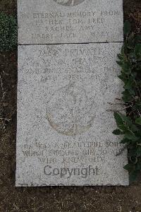 Wimereux Communal Cemetery - Hall, William Newsom