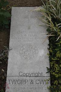 Wimereux Communal Cemetery - Hare, John Reginald