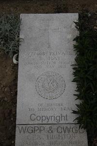 Wimereux Communal Cemetery - Hay, Robert