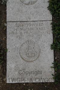 Wimereux Communal Cemetery - Heckles, Henry Wilson