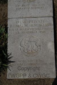 Wimereux Communal Cemetery - Henchcliffe, Thomas William