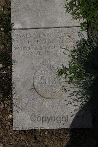 Wimereux Communal Cemetery - Hodgetts, John