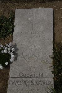 Wimereux Communal Cemetery - Hole, A