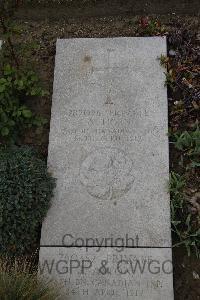 Wimereux Communal Cemetery - Horn, A
