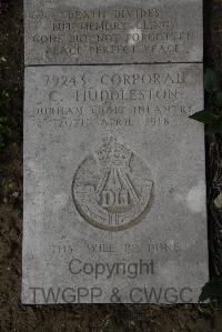 Wimereux Communal Cemetery - Huddleston, Charles