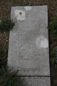 Wimereux Communal Cemetery - Hutchings, H