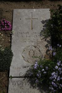 Wimereux Communal Cemetery - Hutchison, David Adair