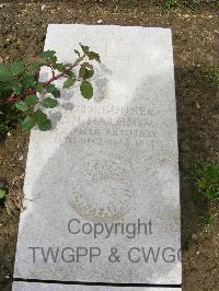 Wimereux Communal Cemetery - Harrison, Claude Napier