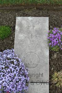 Wimereux Communal Cemetery - Hortin, John Charles