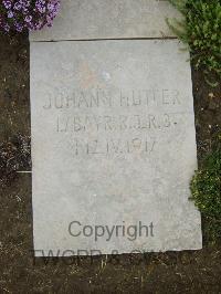 Wimereux Communal Cemetery - Hutter, Johann