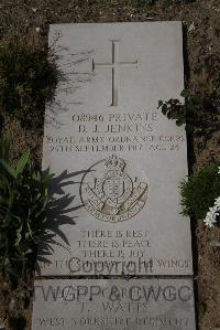 Wimereux Communal Cemetery - Jenkins, David John