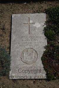 Wimereux Communal Cemetery - Jenkins, Harry