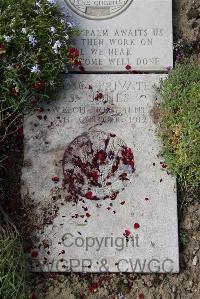 Wimereux Communal Cemetery - Jones, J