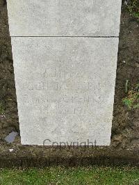Wimereux Communal Cemetery - Janssen, Johann
