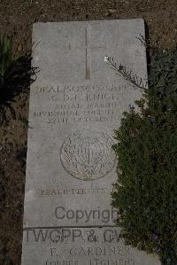 Wimereux Communal Cemetery - Knight, George David Edward