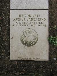 Wimereux Communal Cemetery - King, Arthur James