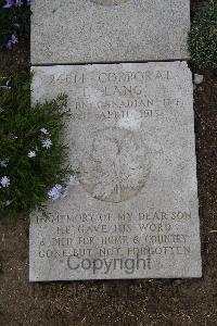 Wimereux Communal Cemetery - Lang, T