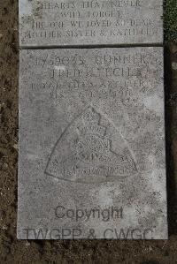 Wimereux Communal Cemetery - Leech, Fred