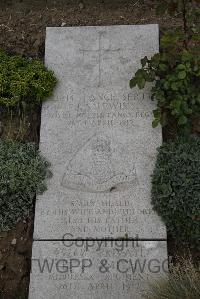 Wimereux Communal Cemetery - Lewis, John Sidney