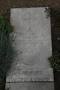 Wimereux Communal Cemetery - Long, Arthur