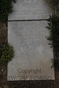 Wimereux Communal Cemetery - Lynch, B