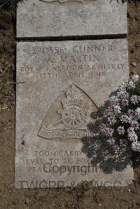 Wimereux Communal Cemetery - Martin, Alfred