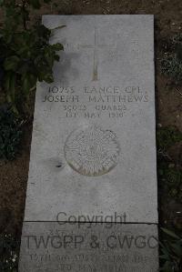 Wimereux Communal Cemetery - Matthews, Joseph