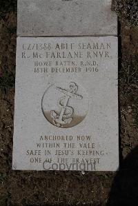 Wimereux Communal Cemetery - McFarlane, Robert