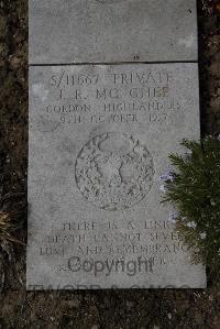 Wimereux Communal Cemetery - McGhee, John Russell