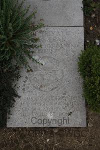 Wimereux Communal Cemetery - McLean, Duncan
