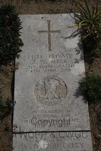 Wimereux Communal Cemetery - Meek, John Walker