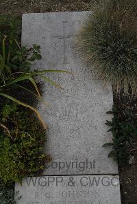 Wimereux Communal Cemetery - Meylum, William