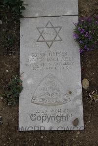 Wimereux Communal Cemetery - Michaels, David