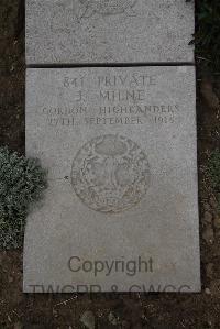 Wimereux Communal Cemetery - Milne, J