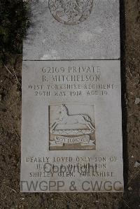 Wimereux Communal Cemetery - Mitchelson, Bryan